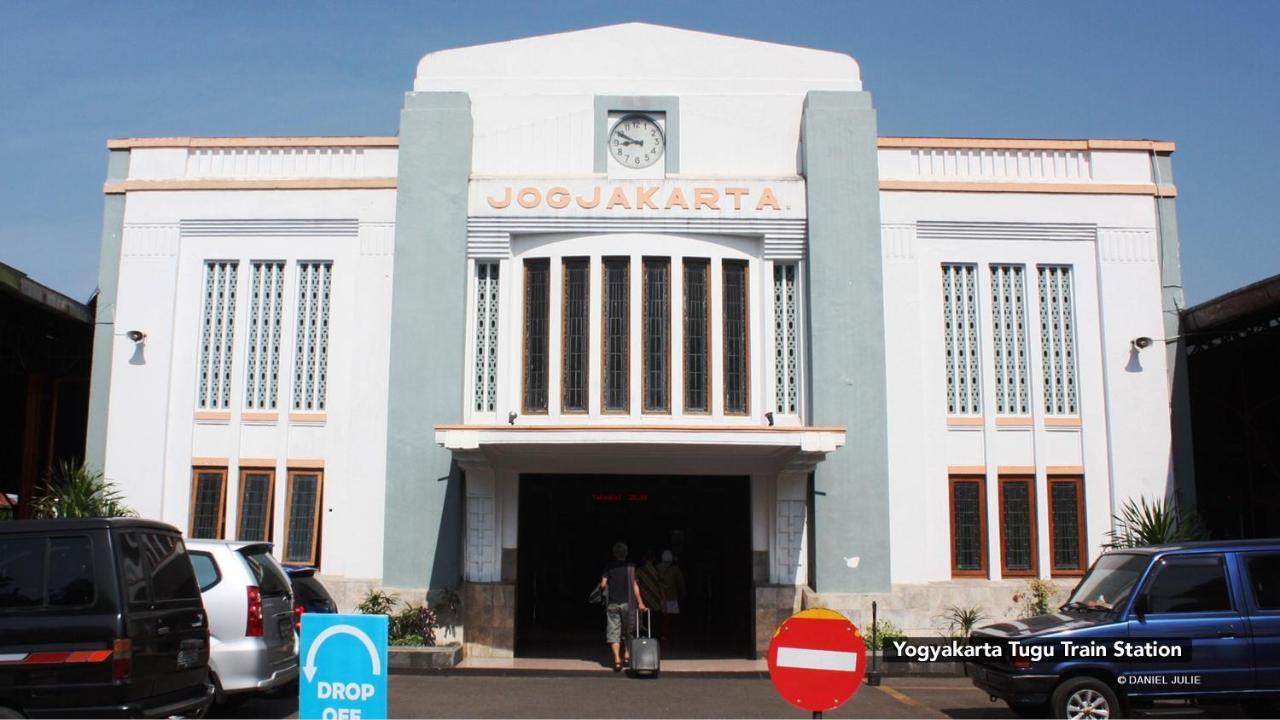 D'Talent Hotel Yogyakarta Exteriör bild