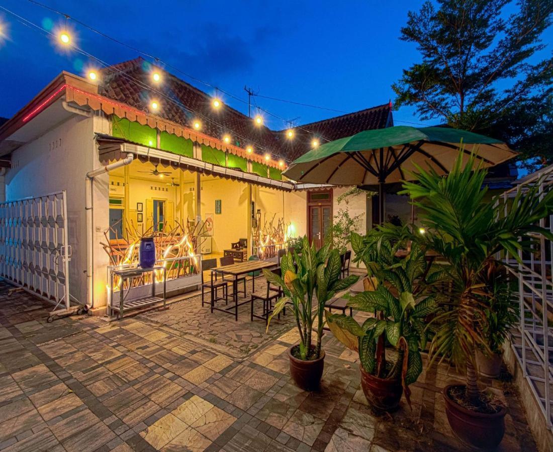 D'Talent Hotel Yogyakarta Exteriör bild