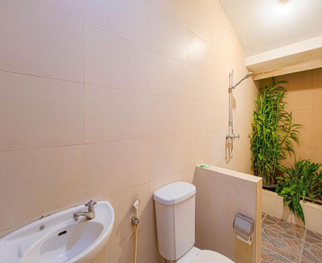 D'Talent Hotel Yogyakarta Exteriör bild