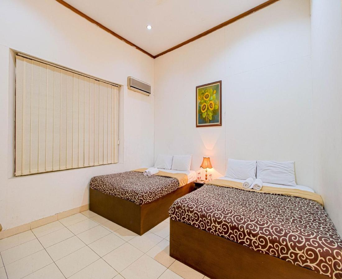 D'Talent Hotel Yogyakarta Exteriör bild