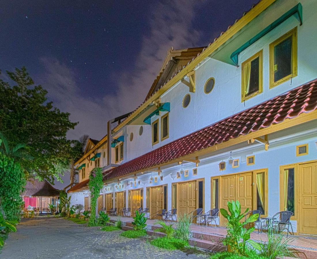 D'Talent Hotel Yogyakarta Exteriör bild