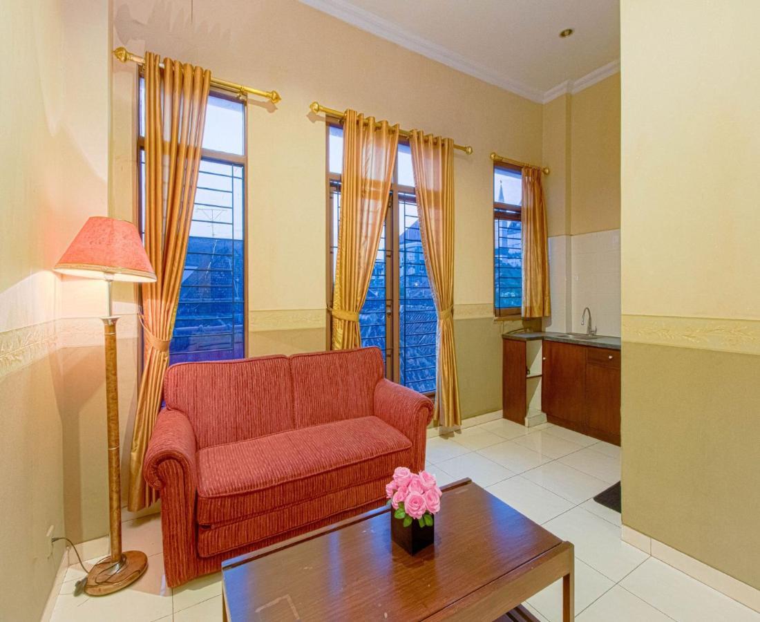 D'Talent Hotel Yogyakarta Exteriör bild